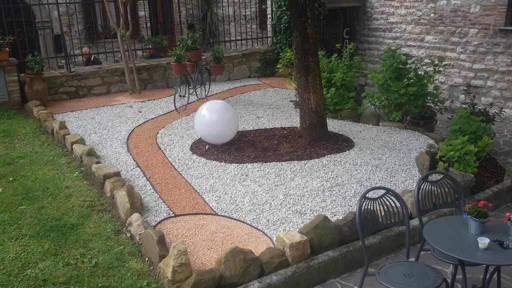 Residenza Di Via Piccardi Bed & Breakfast Gubbio Luaran gambar